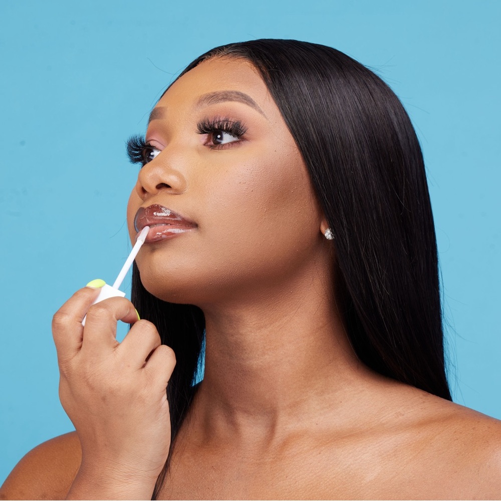 “CRYSTAL” clear lipgloss